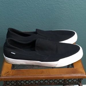 etnies waterproof shoes
